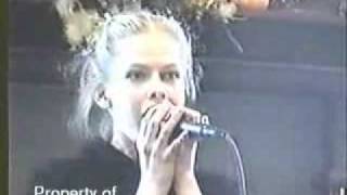 young Avril Lavigne performance  bookstore 2001 [upl. by Eiznikam]