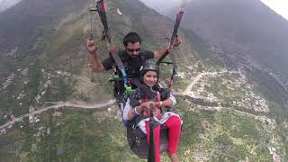 Paragliding brave lady video in manali [upl. by Roz752]