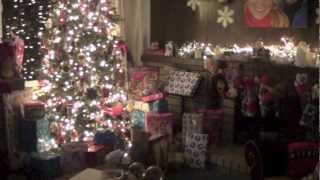 Santa Claus caught on video delivering Christmas presents [upl. by Chryste]