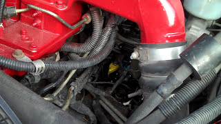 How to do a Dodge Diesel 2500 Fuel Filter Change [upl. by Enaira]