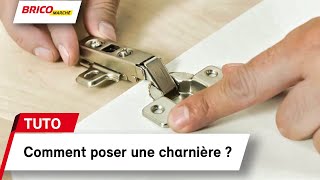 Comment poser une charnière   Bricomarché [upl. by Kumagai258]